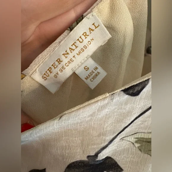 Secret Mission Super Natural Celia Maxi Open Back Dress in Poppy yellow - Picture 11 of 11